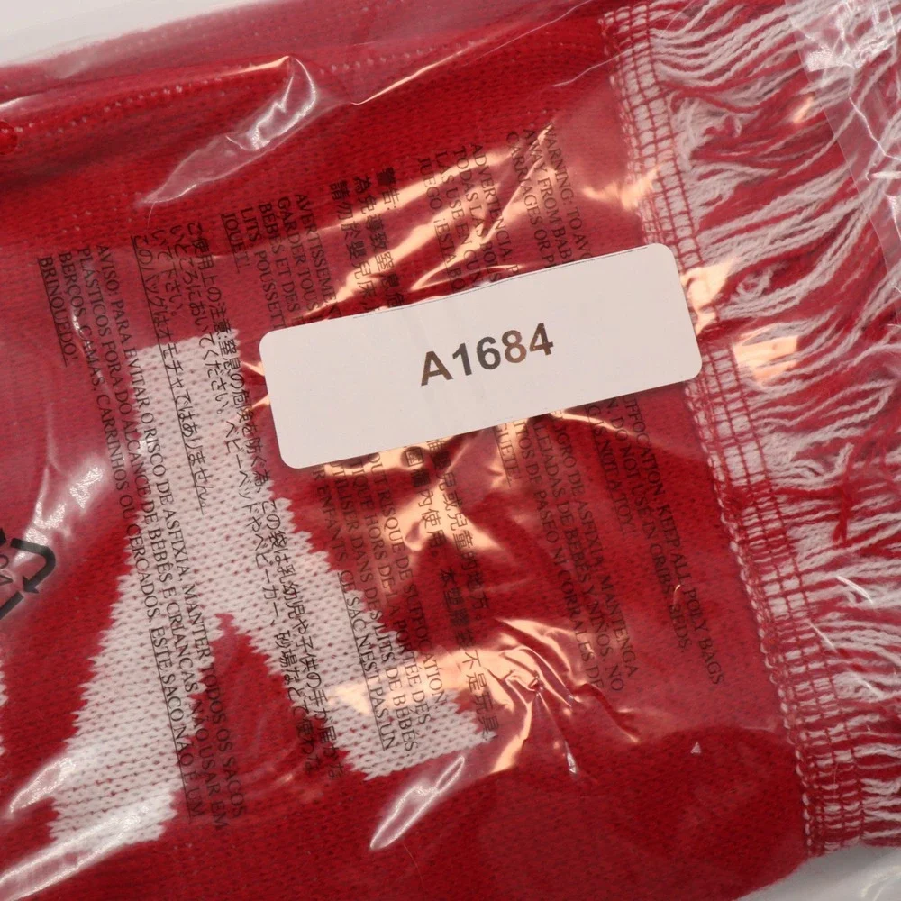 Ruffneck Scarves Portland Rose City Scarf Unisex OS Red White Knit Fringed‎ Fan